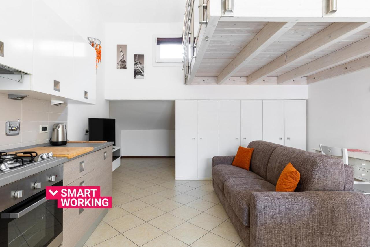 Cozy Mezzanine Apartment By Wonderful Italy Bologna Exterior photo